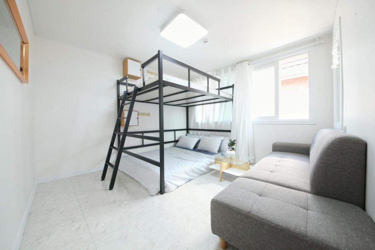 Tempat Tidur & Sarapan Zibro H 3*